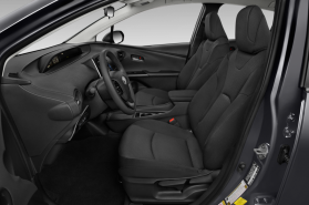  Toyota Prius prime 