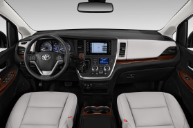  Toyota Sienna SE 