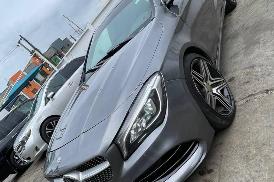 2015 MERCEDES BENZ C...