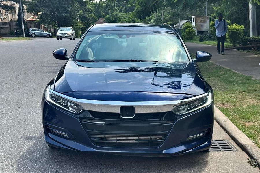 2019 HONDA ACCORD IN...