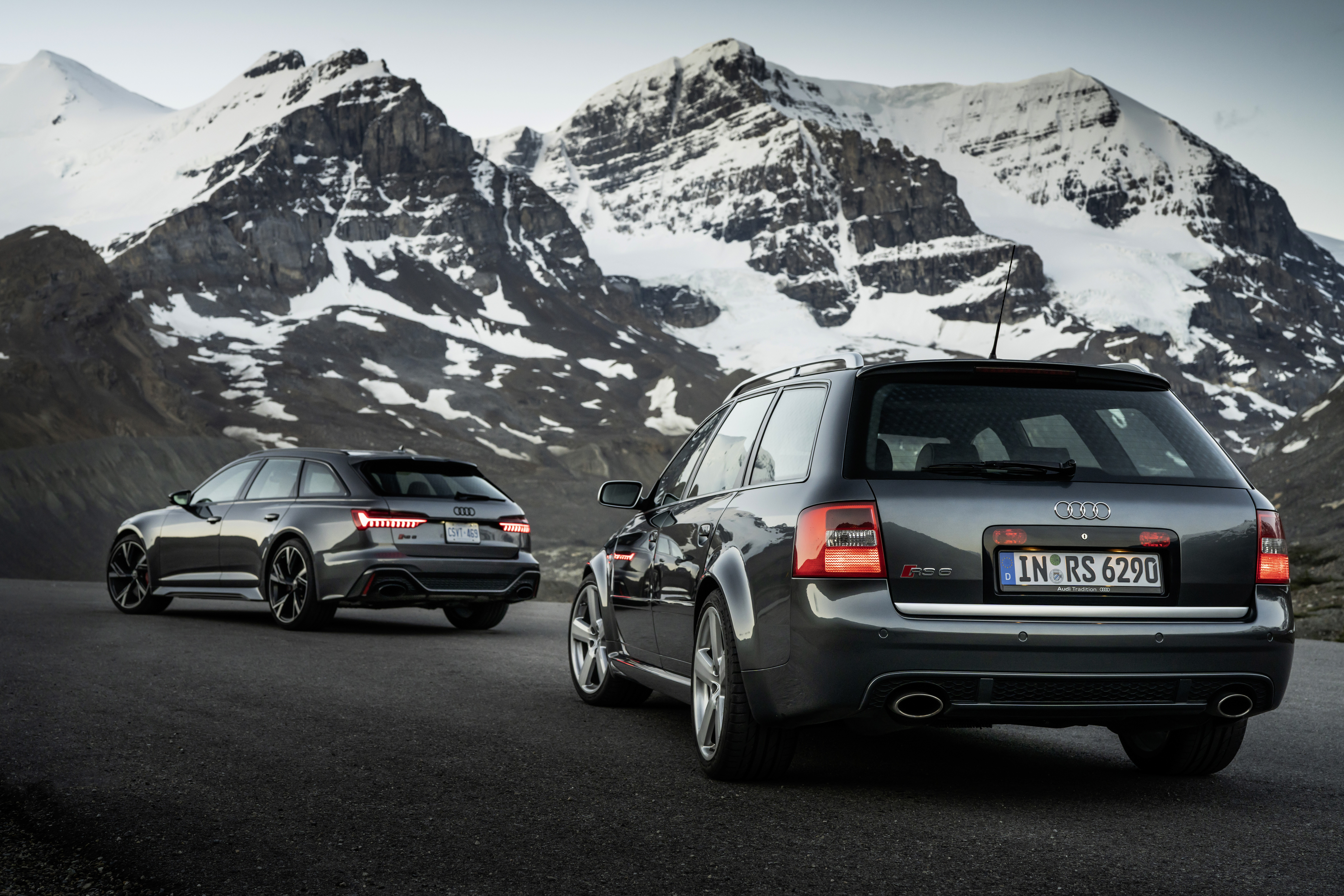  Audi RS6 