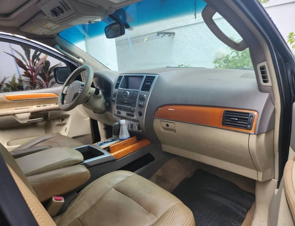 INFINITI QX56 FOR SALE IN LEKKI. LAGOS