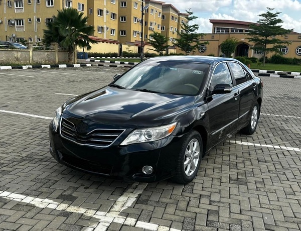 2009 Camry XLE In Lagos