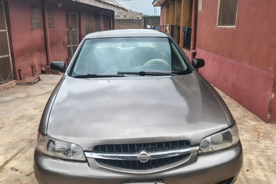 2000 Nissan Altima G...