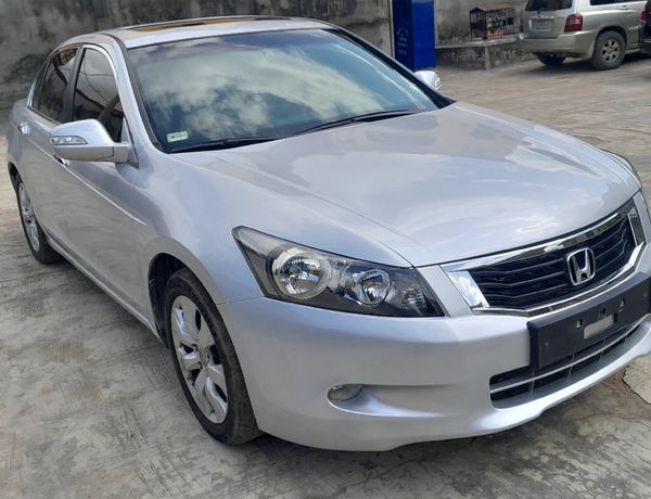 Tokunbo 2010 Honda Accord Full Option In Lagos