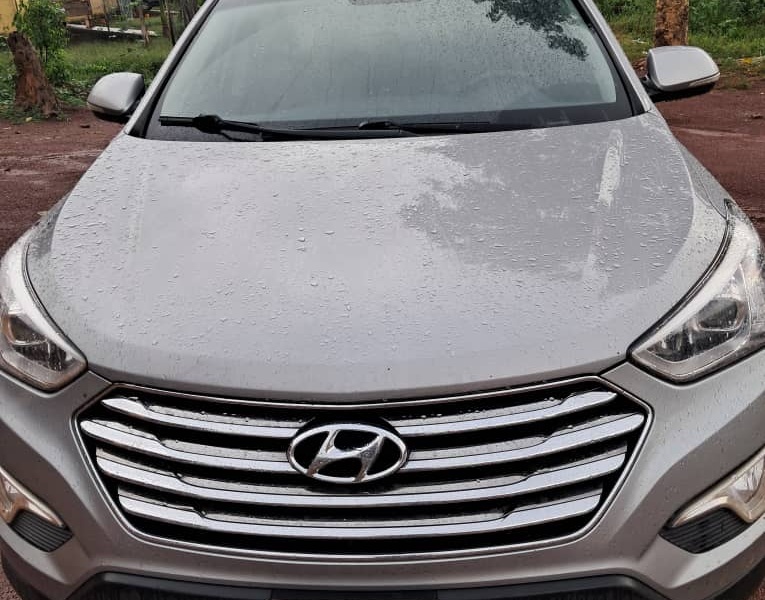 HYUNDAI SANTA FE 201...
