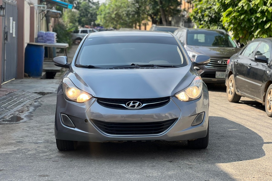 Hyundai Elantra 2014...