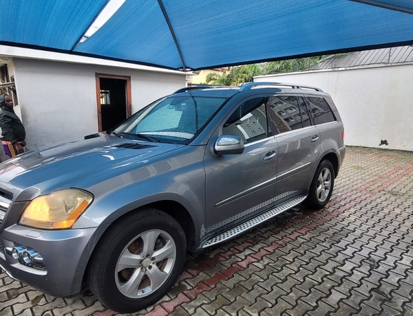 Mercedes Benz GL450 for sale 2010 model