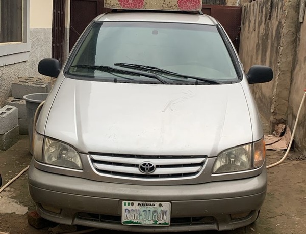 Toyota Sienna 2002 In Abuja