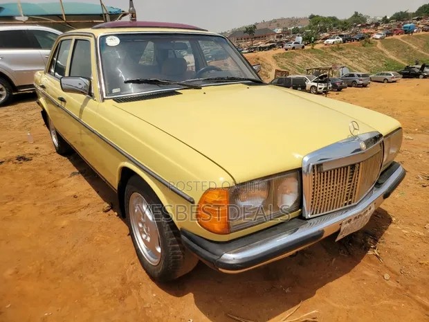 Mercedes Benz E300 I...