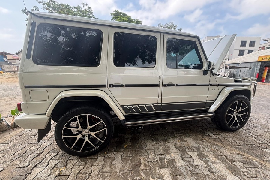 2017 Mercedes Benz G...