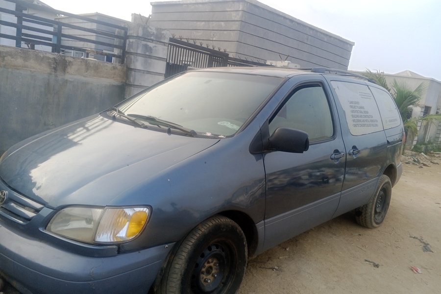 Toyota Sienna 2002 I...