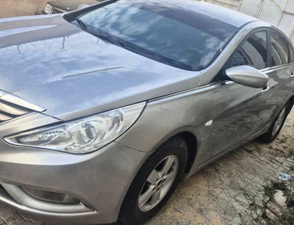 DISTRESS SALE 🔥🔥🔥  2013 HYUNDAI SONATA FOR SALE