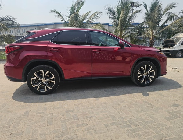 Registered Lexus in Lagos