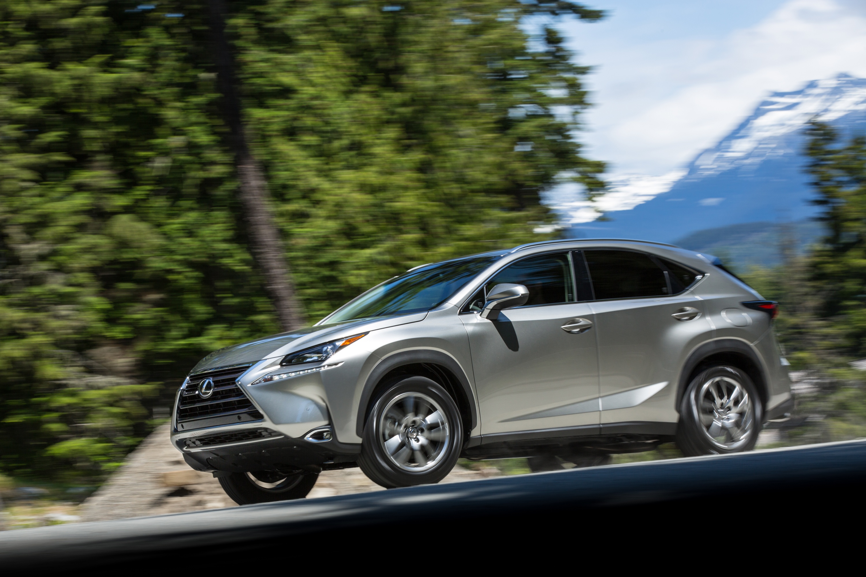  Lexus Nx 200t 