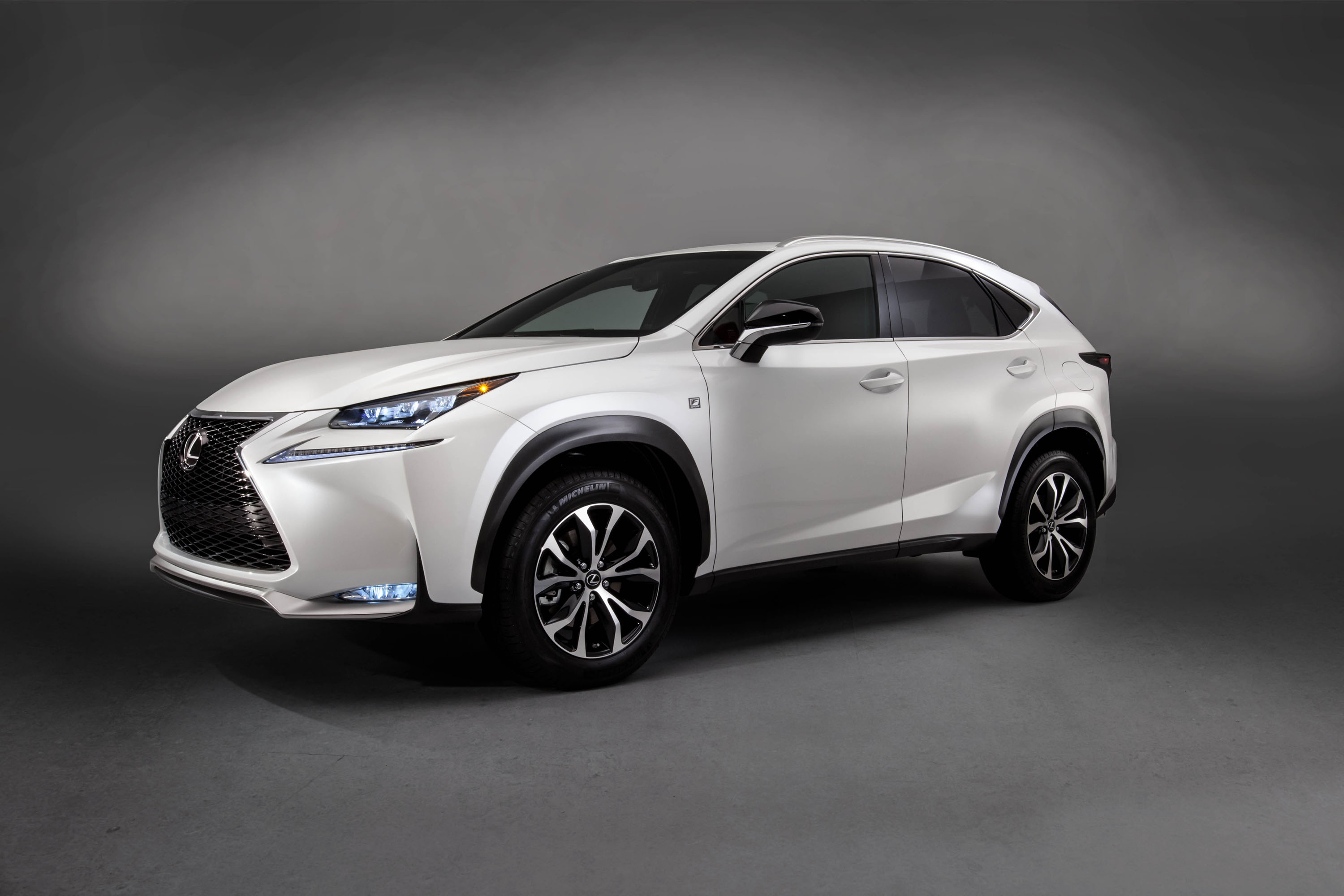  Lexus Nx 200t 
