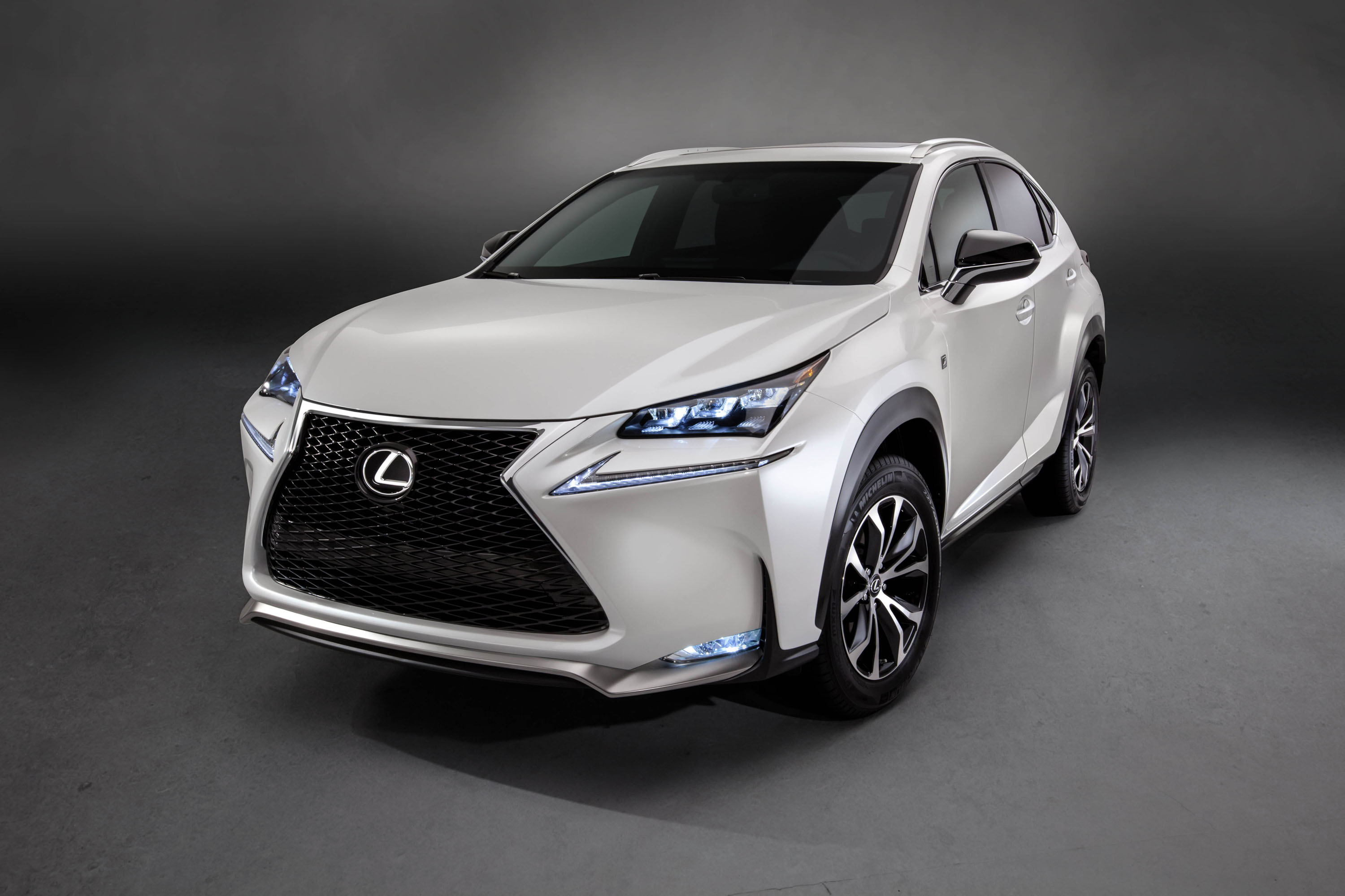  Lexus Nx 200t 