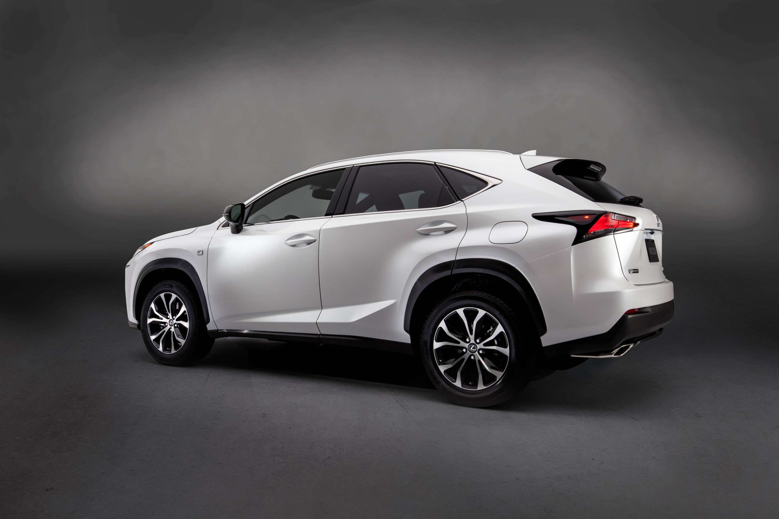  Lexus Nx 200t 