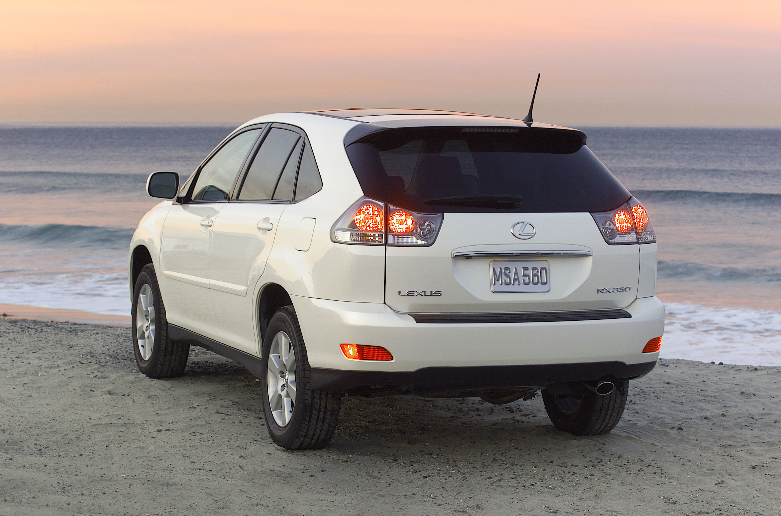  Lexus RX 330 
