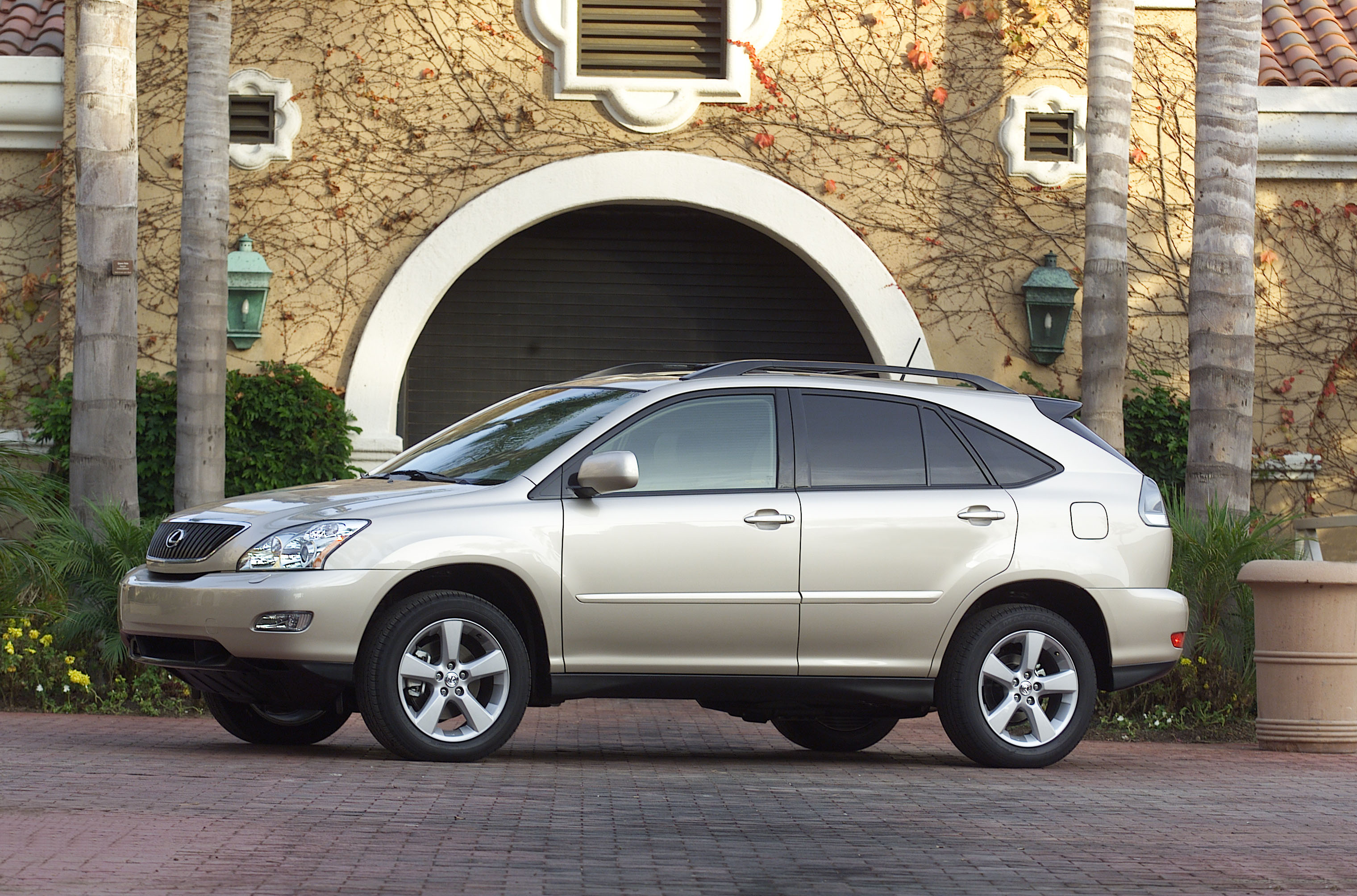  Lexus RX 330 