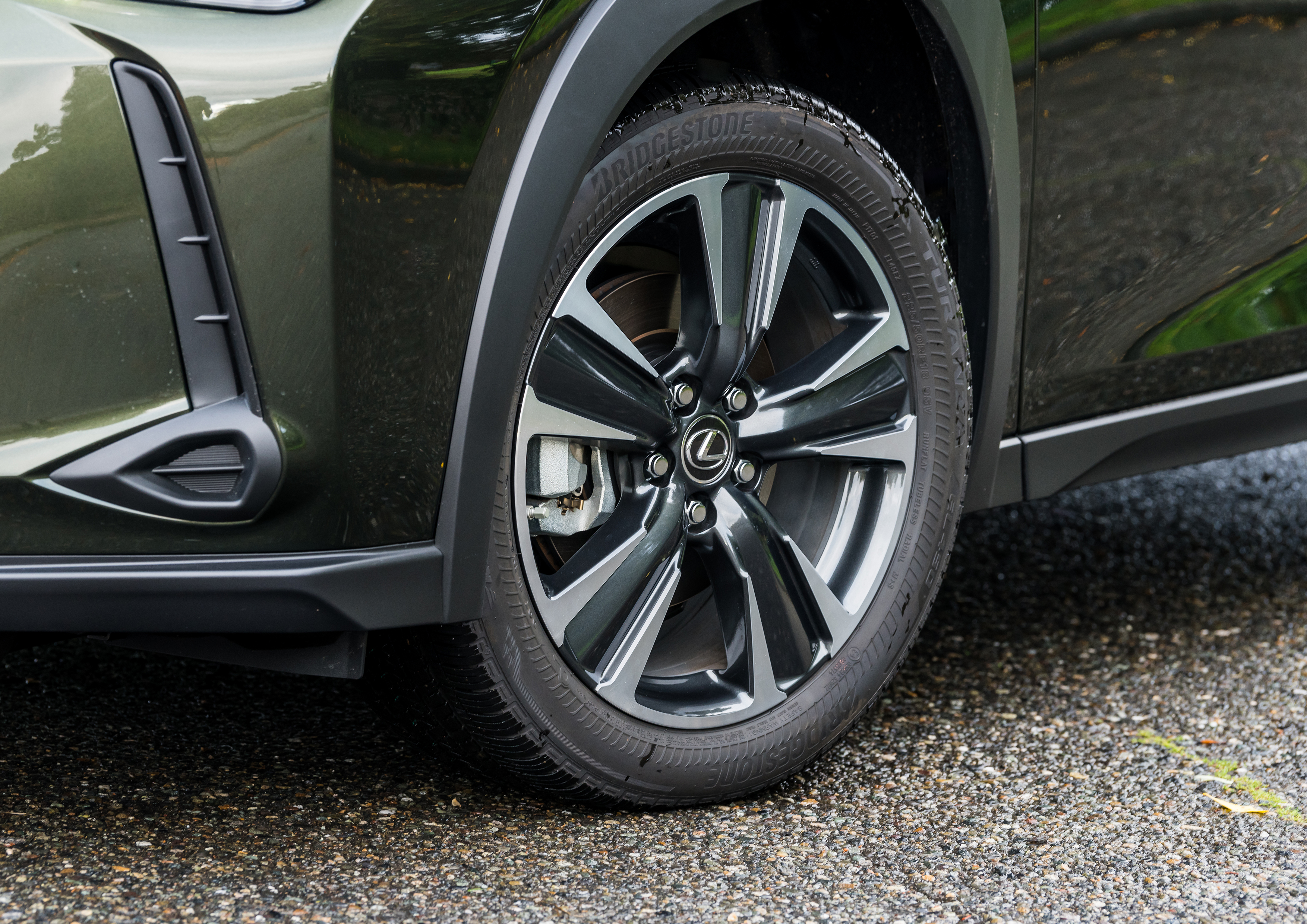  Lexus UX 