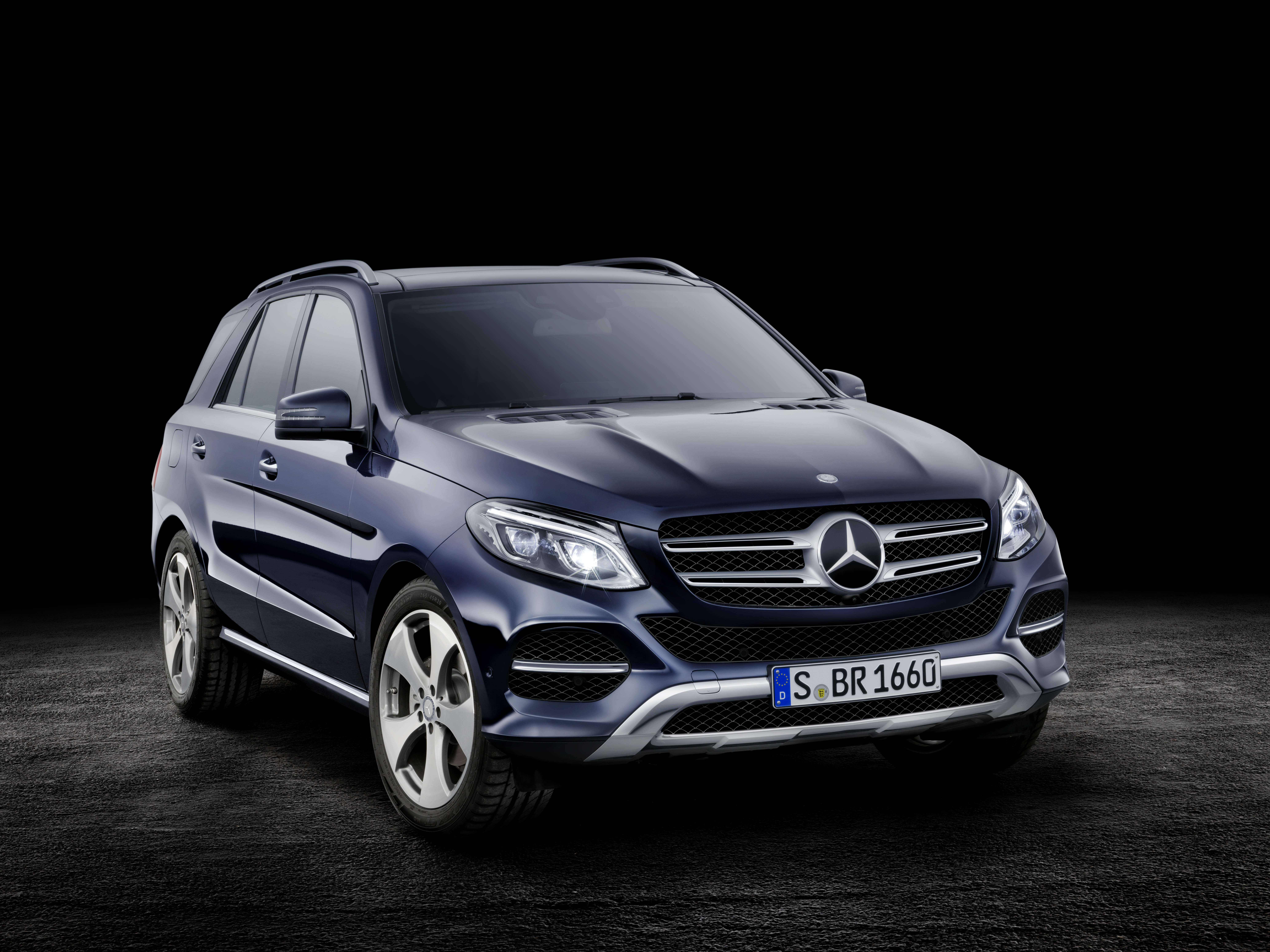  Mercedes-Benz GLE-class 
