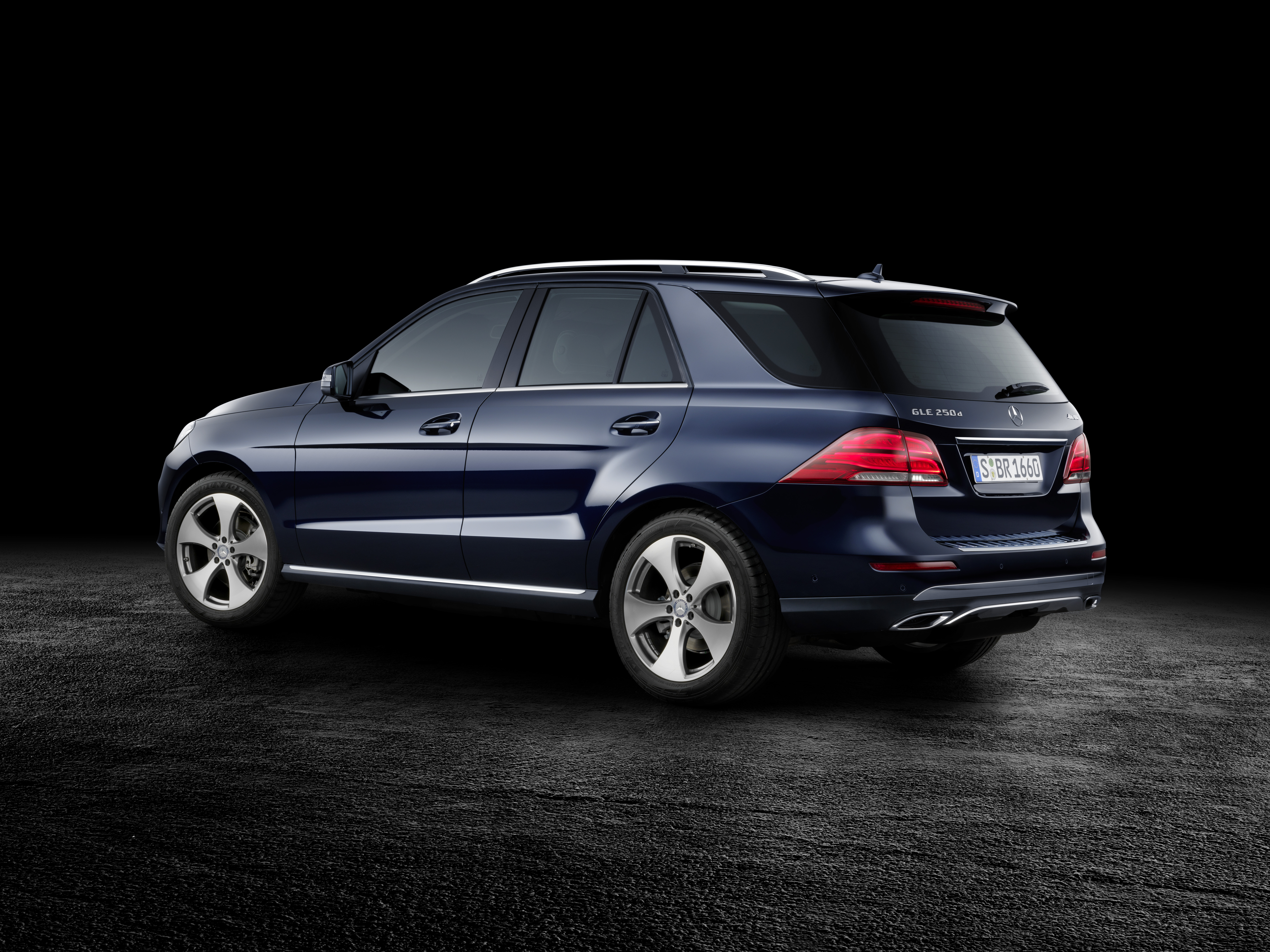  Mercedes-Benz GLE-class 