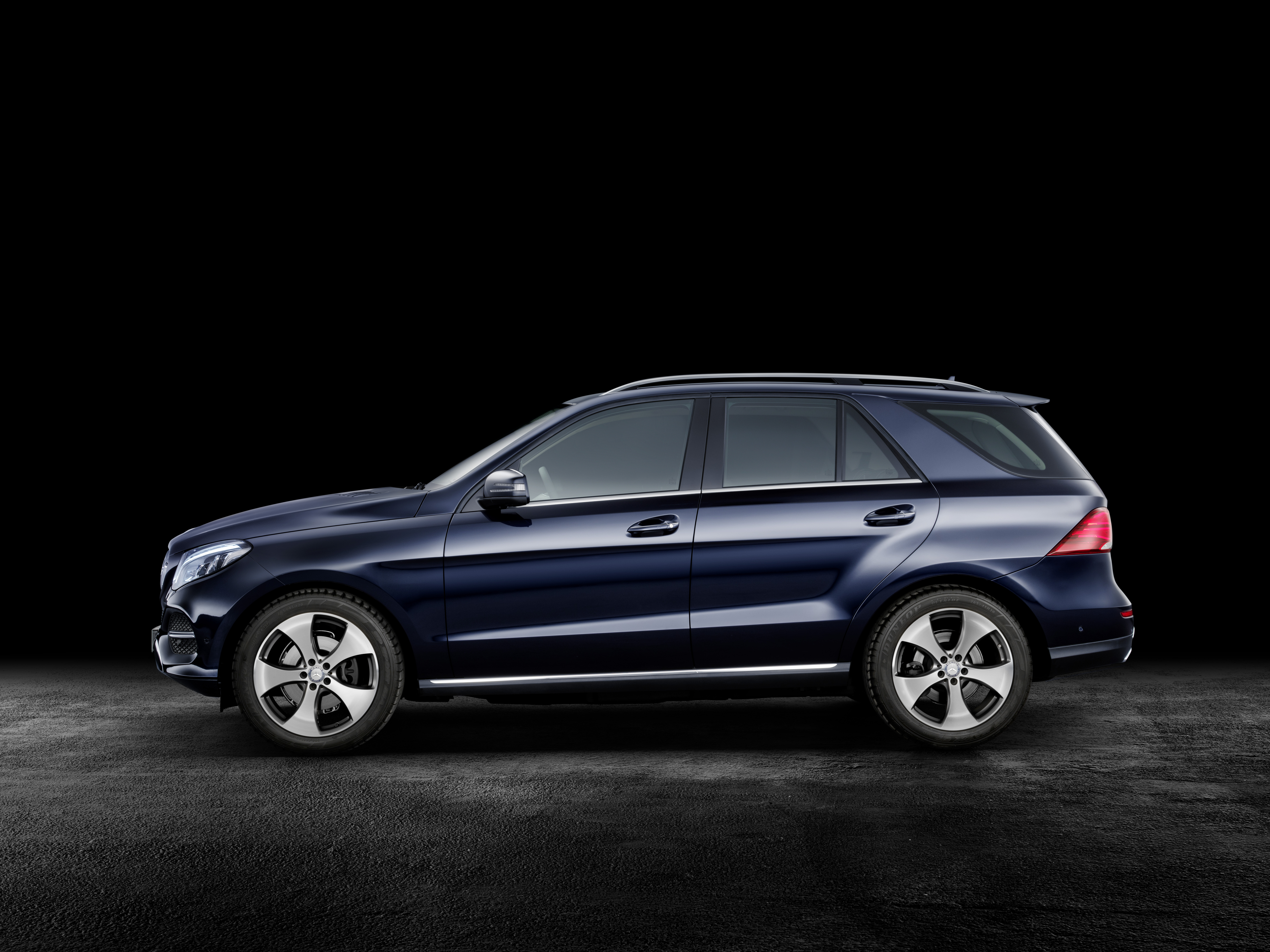  Mercedes-Benz GLE-class 