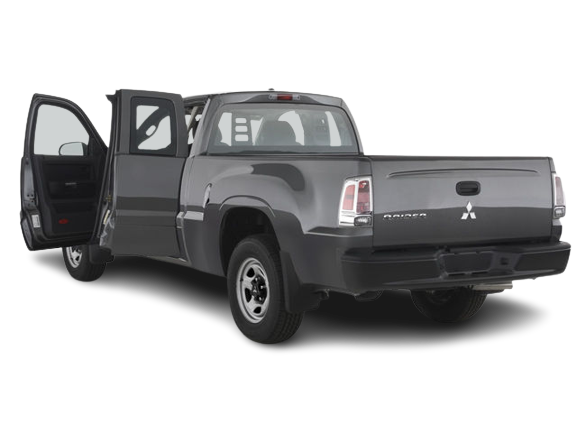  Mitsubishi Raider 