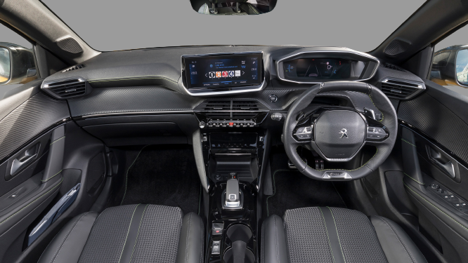  Peugeot 208 