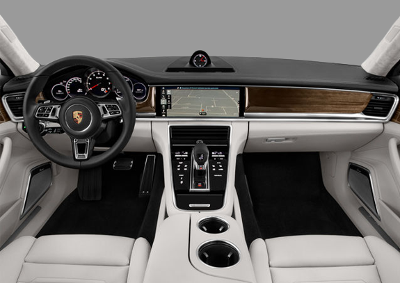  Porsche Panamera 