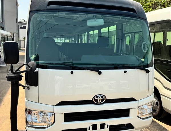TOYOTA COASTER BUS IN ABUJA