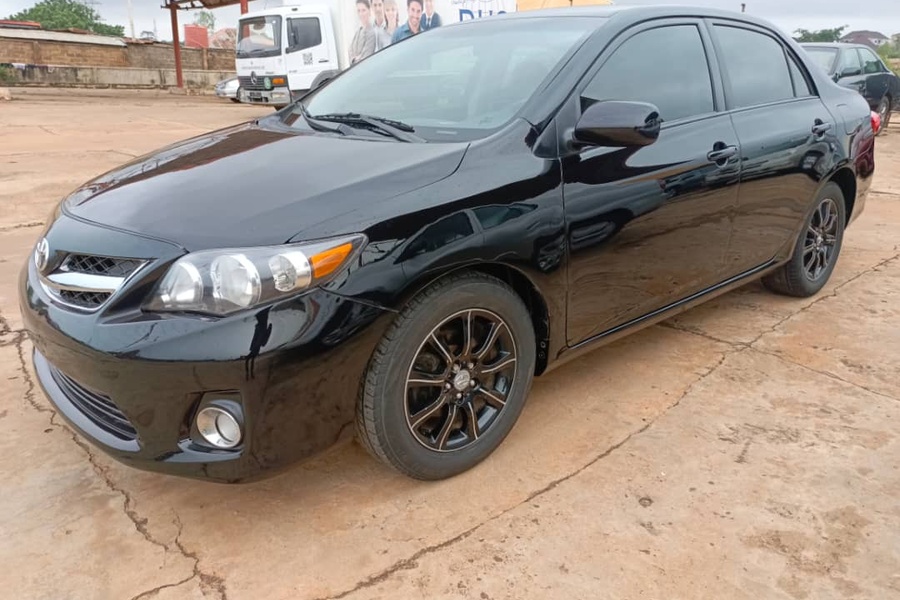 Toyota Corolla 2012...