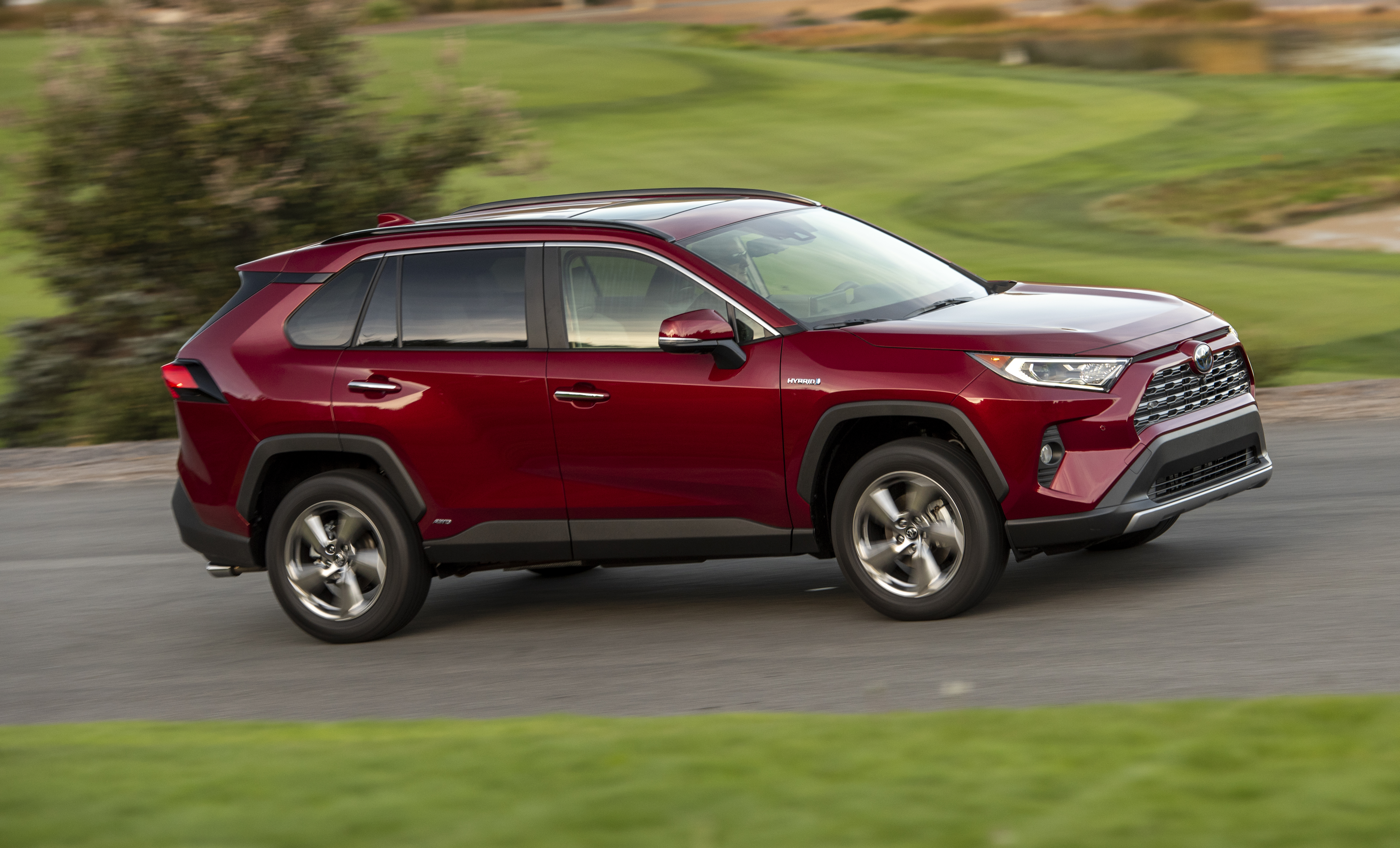  Toyota RAV4 Hybrid 