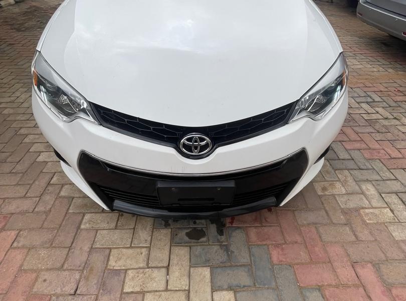 Toyota Corolla 2015...